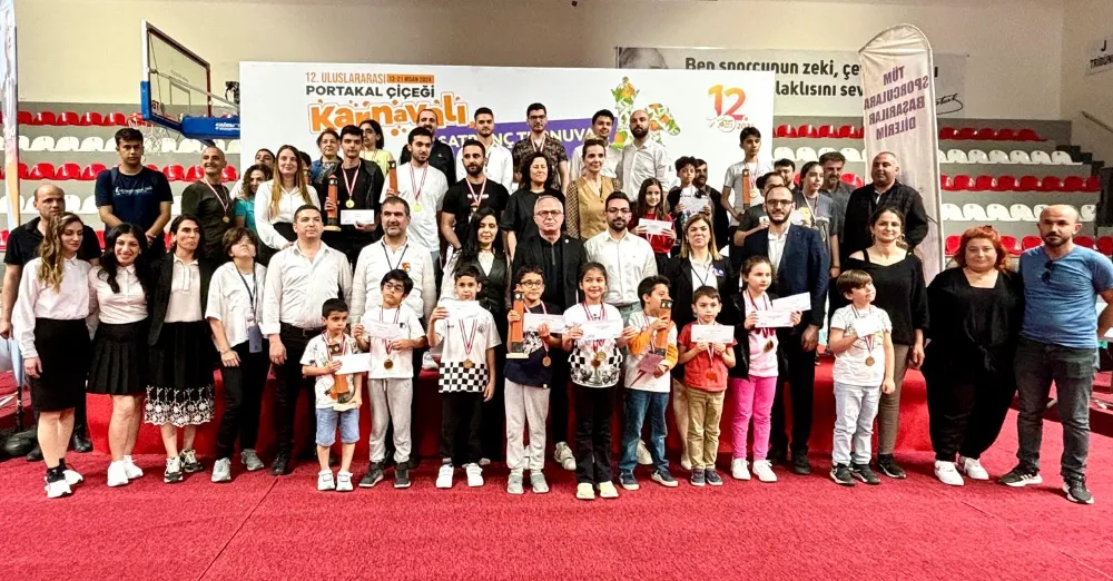 18 ilden 400 satranç sporcusu Adana’da yarıştı