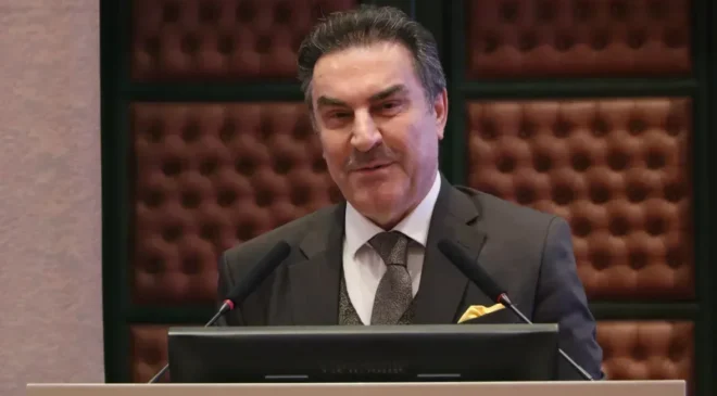 Prof. Dr. Zakir Avşar: ''Fenomenlik arzuları karşısında devlet ciddiyeti ve kurumlara güven''