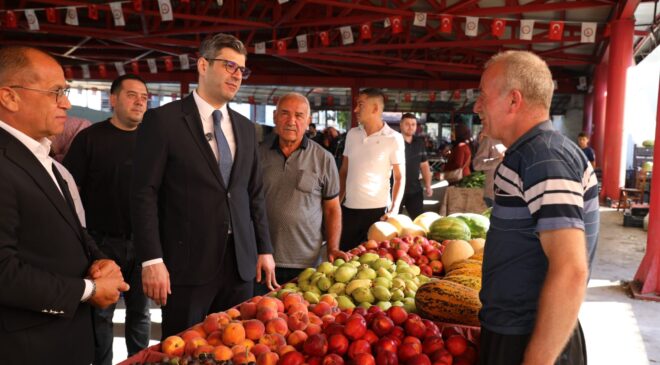 Mustafa Özkan “Adana’nın her noktasında hemşehrilerimizle gönül gönüleyiz”